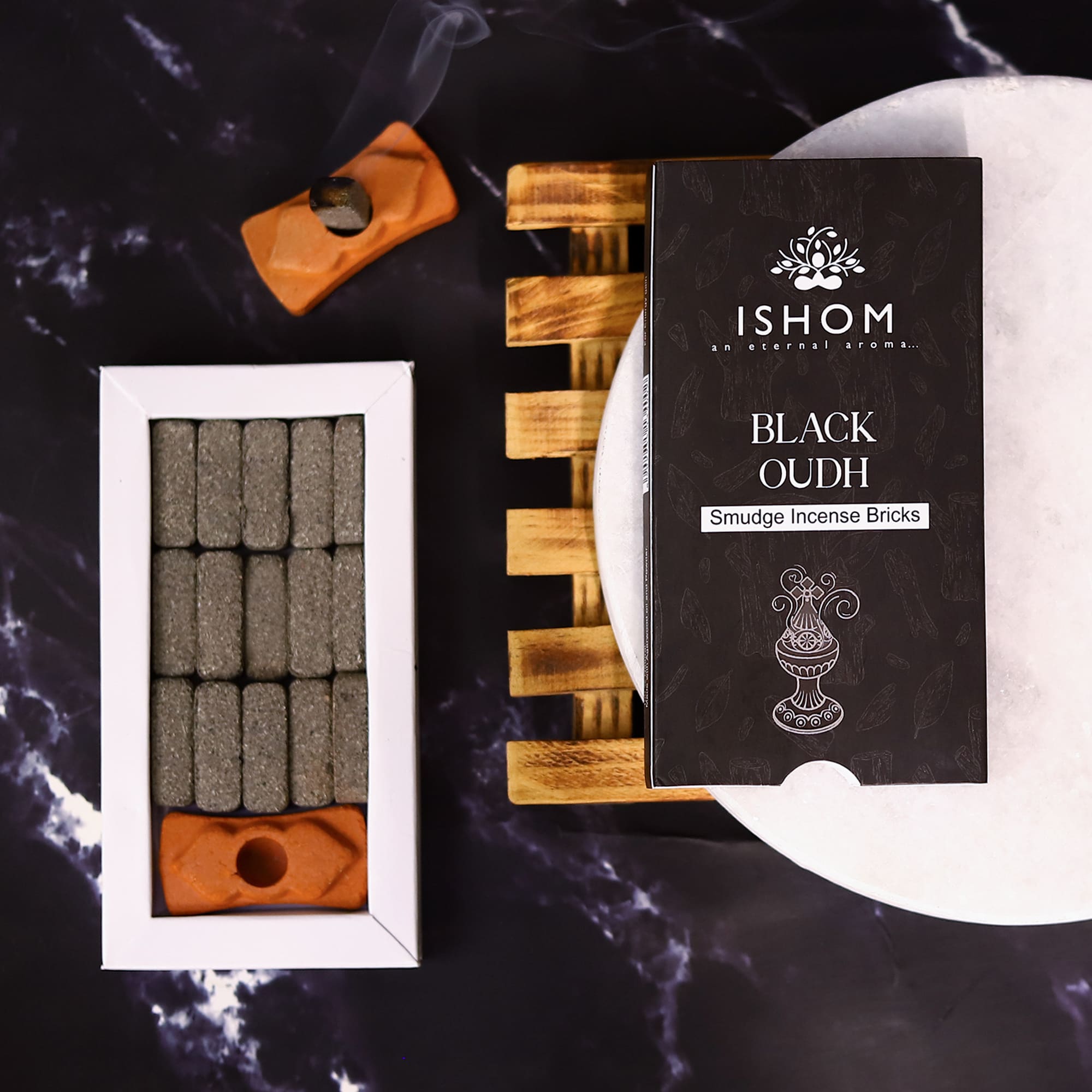 aromatika-ishom-smudge-black-oudh-briques-encens-x15-intense image 4