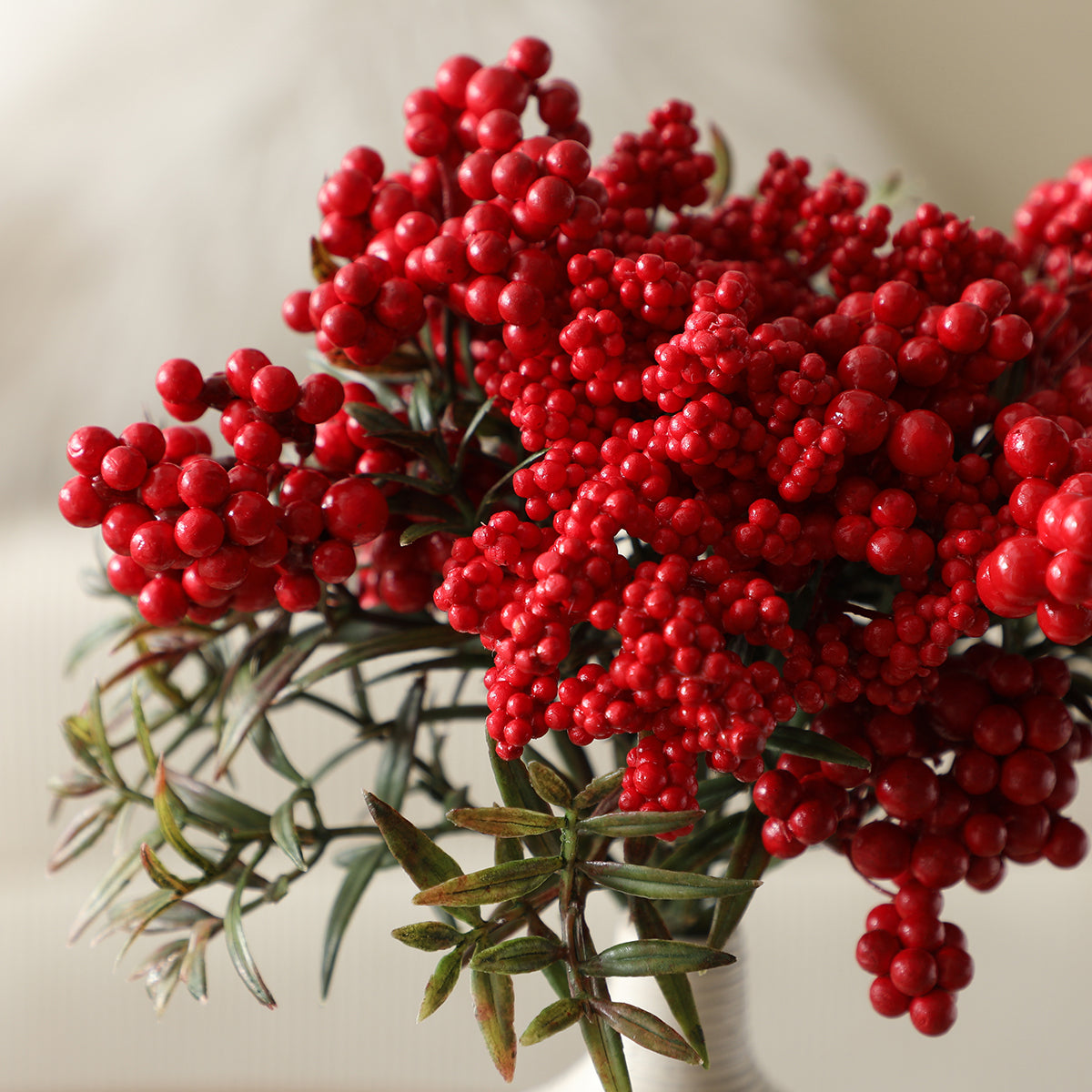 sia-deco-noah-bouquet-baies-rouges-artificiel-20cm image 3