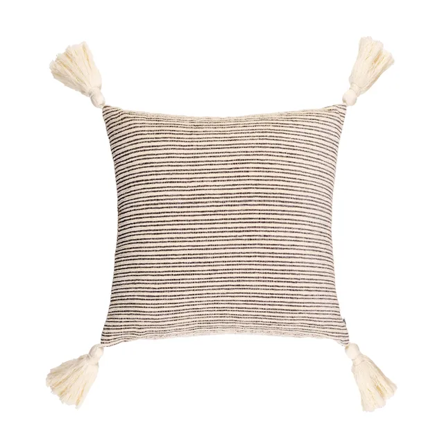 sia-nola-housse-coussin-beige-40x40-cm-ray-e-coton-pompons image 1