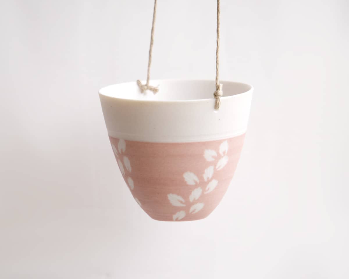 am-cla-pots-cache-pots-pot-porcelaine-rose-floral-suspendu image 2