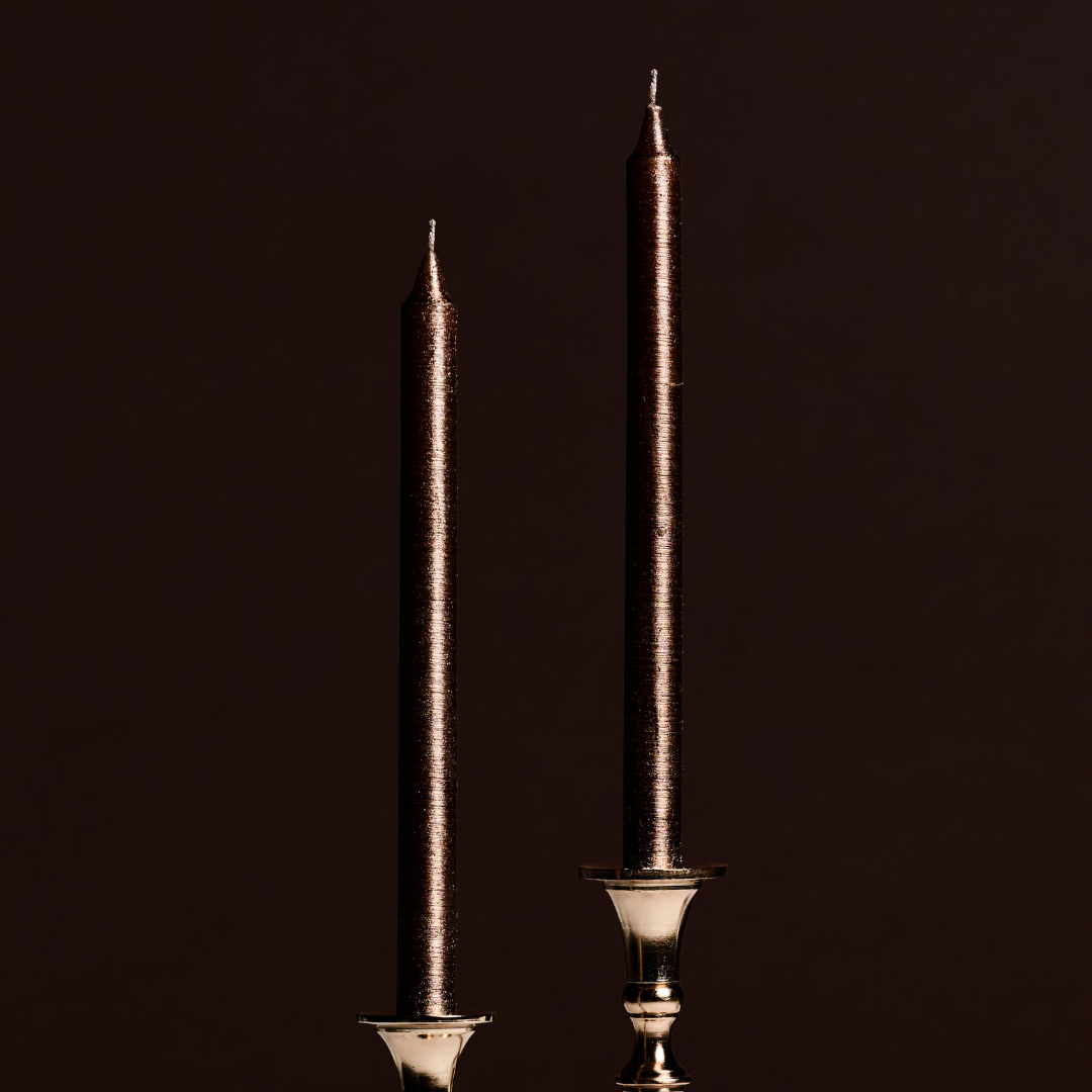 sia-nora-bougies-chandelier-blanc-iris-lot-6x25-cm image 2