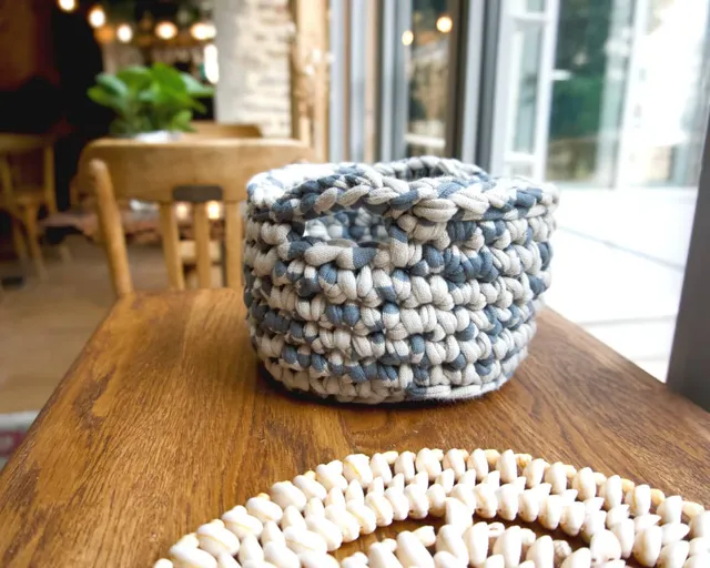 am-cla-paniers-panier-crochet-gris-bleu-anses-coton-18-cm image 1
