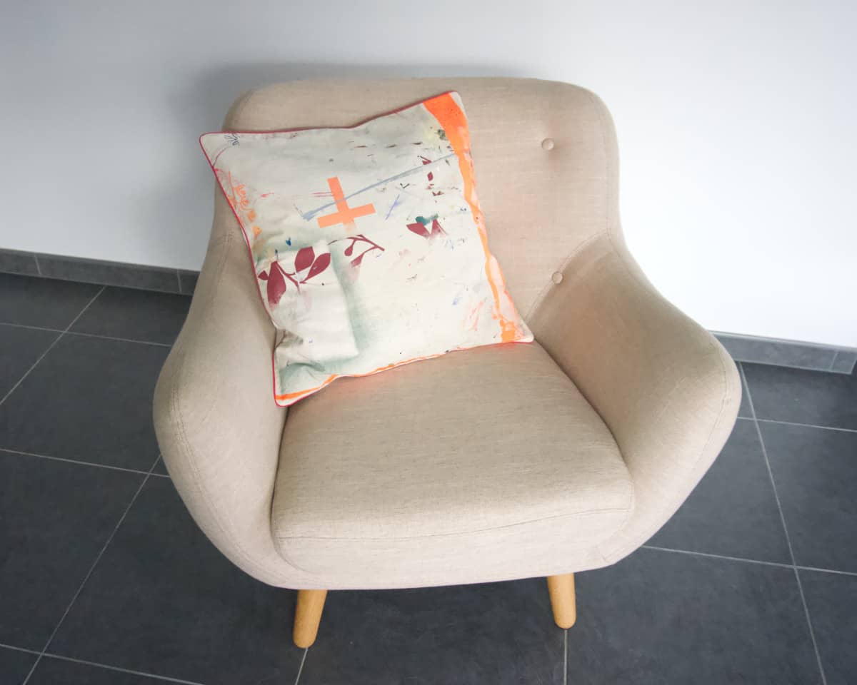 am-cla-happ-housse-de-coussin-50x50-blanc-orange-coton image 8