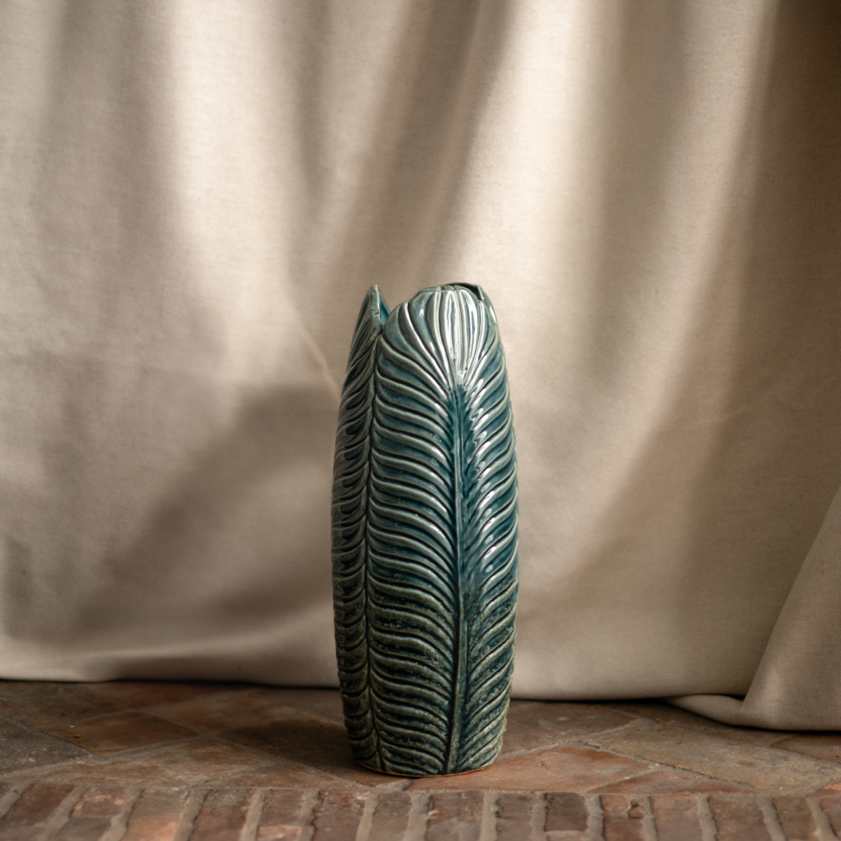 sia-antica-vase-leaf-c-ramique-33-cm-violet image 8