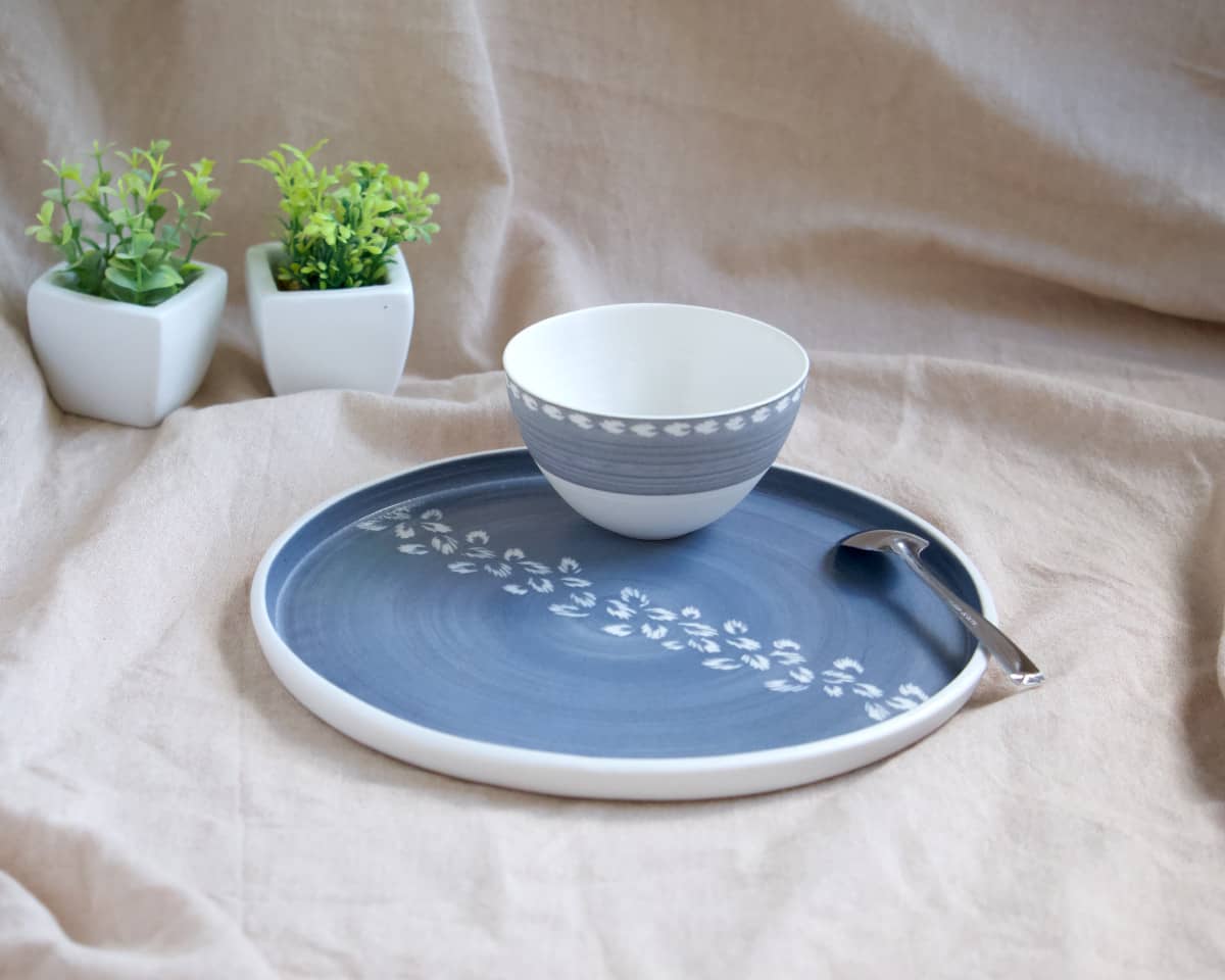 am-cla-assiettes-assiette-porcelaine-bleue-motifs-22cm image 8