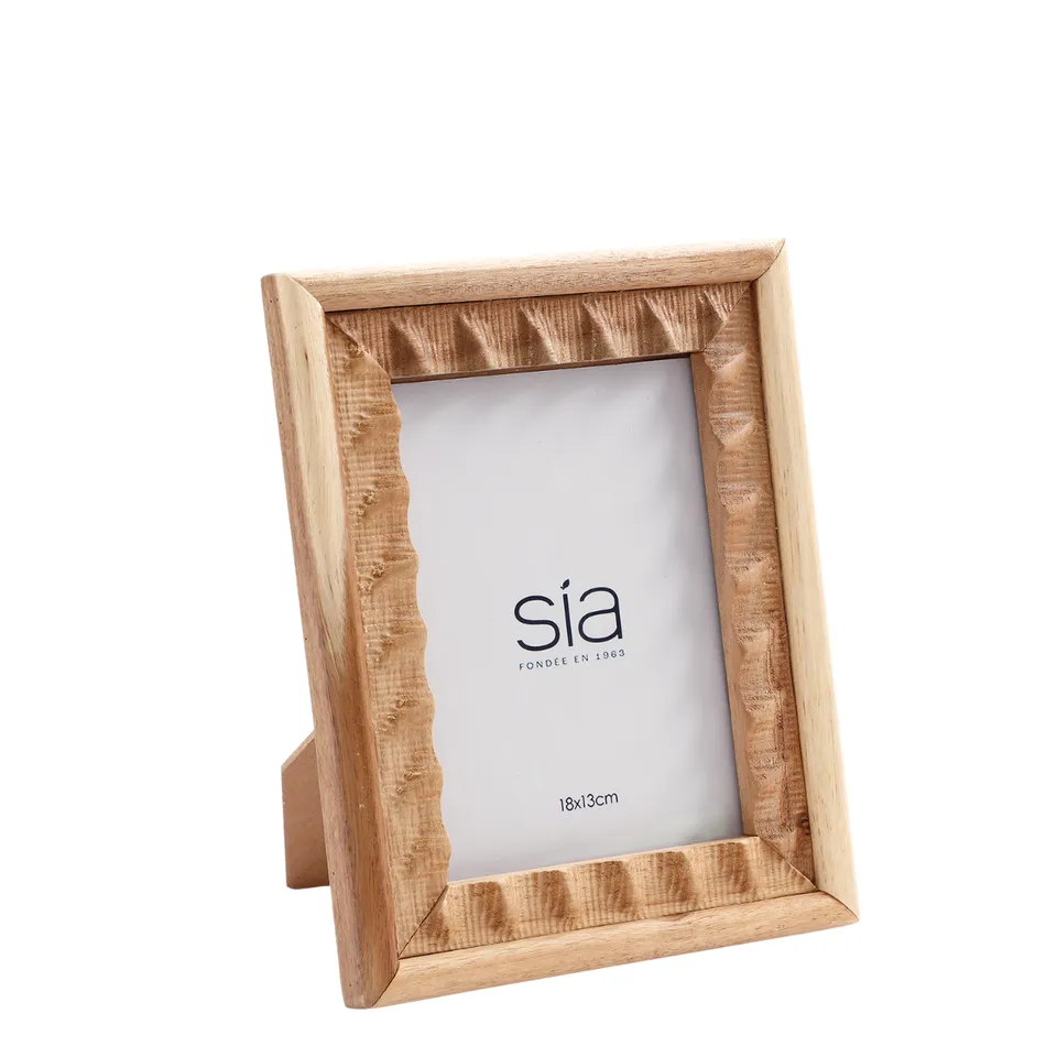 sia-victoria-cadre-photo-13x18-bois-acacia-beige image 1