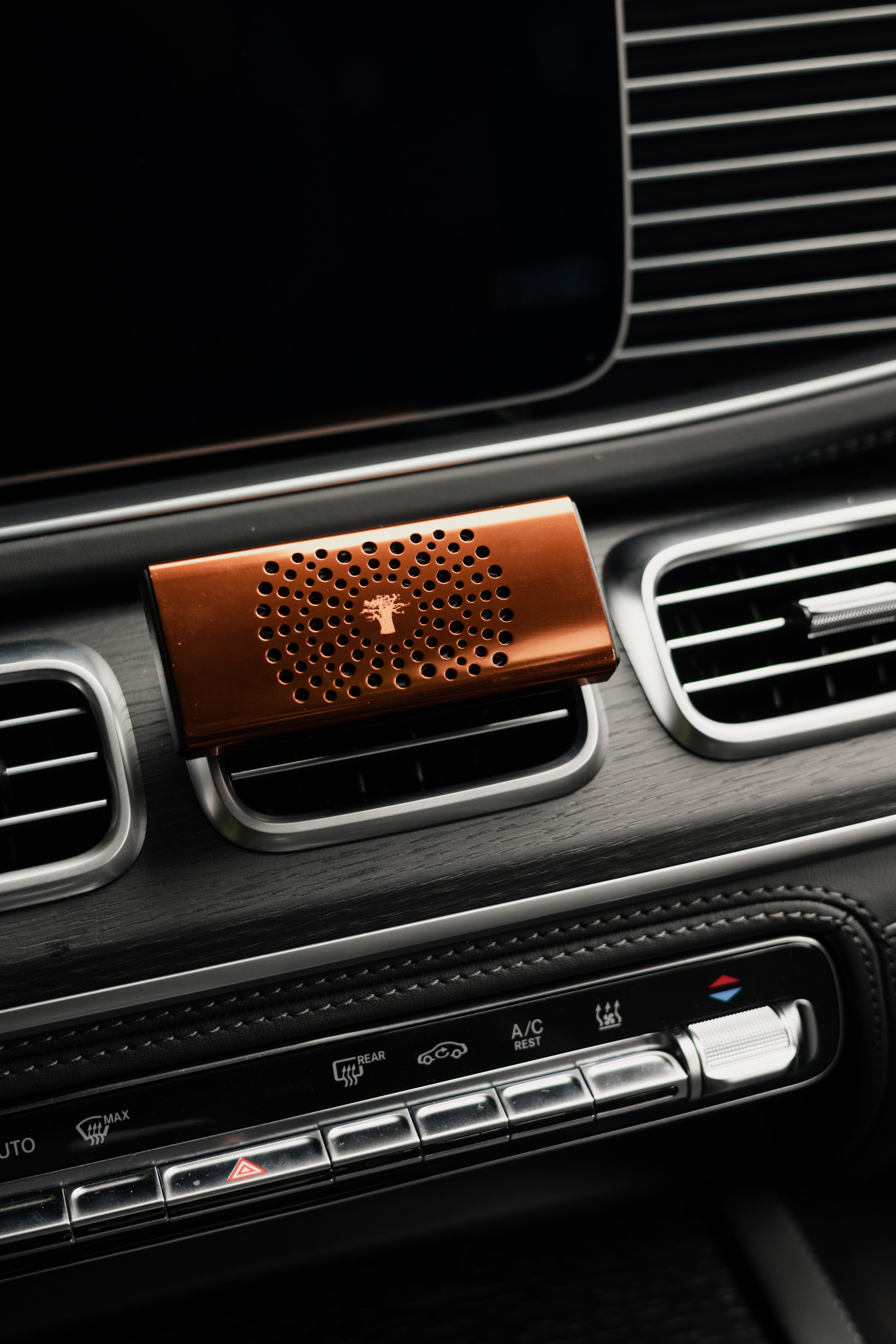 baobab-collection-les-exclusives-cyprium-diffuseur-voiture-cuivr image 2