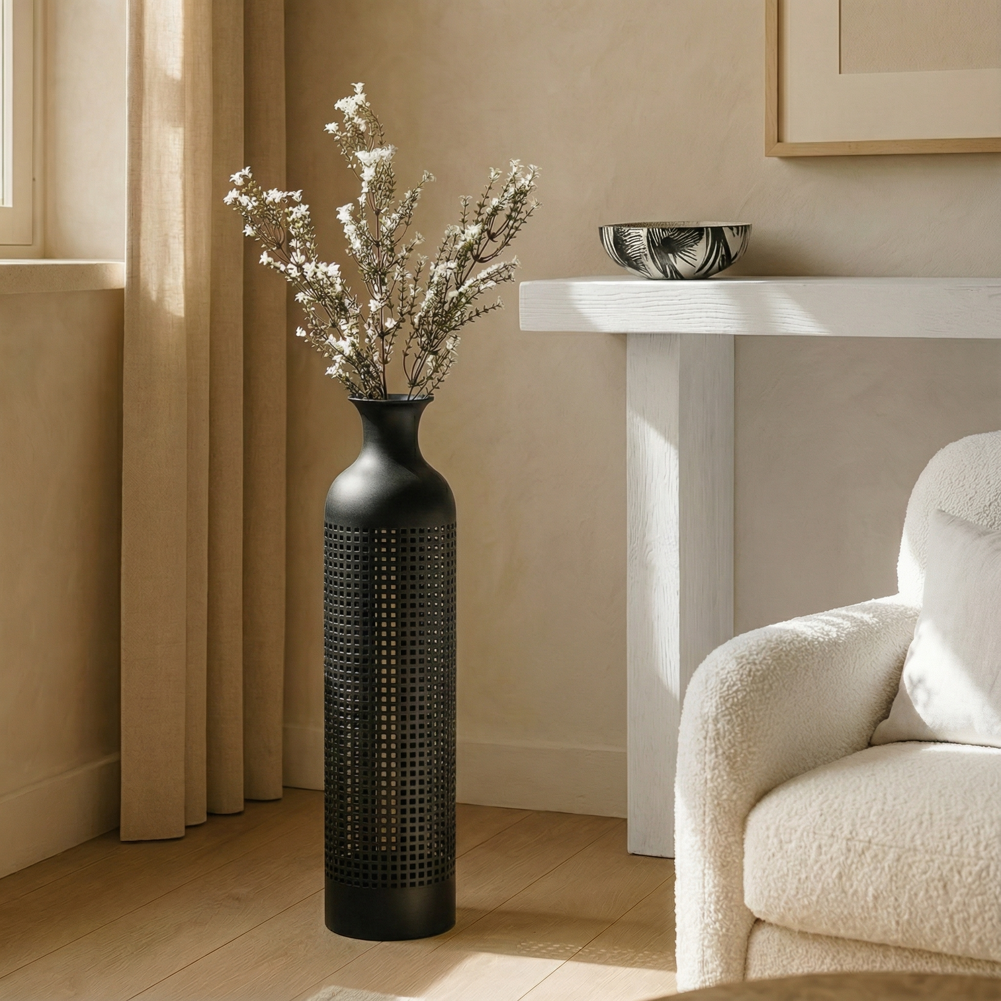 sia-antica-maze-vase-m-tal-noir-61-cm-ajour image 2