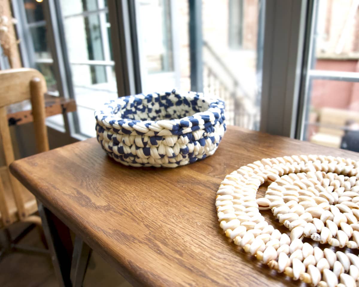 am-cla-paniers-rangement-panier-crochet-bleu-blanc-20-cm image 4