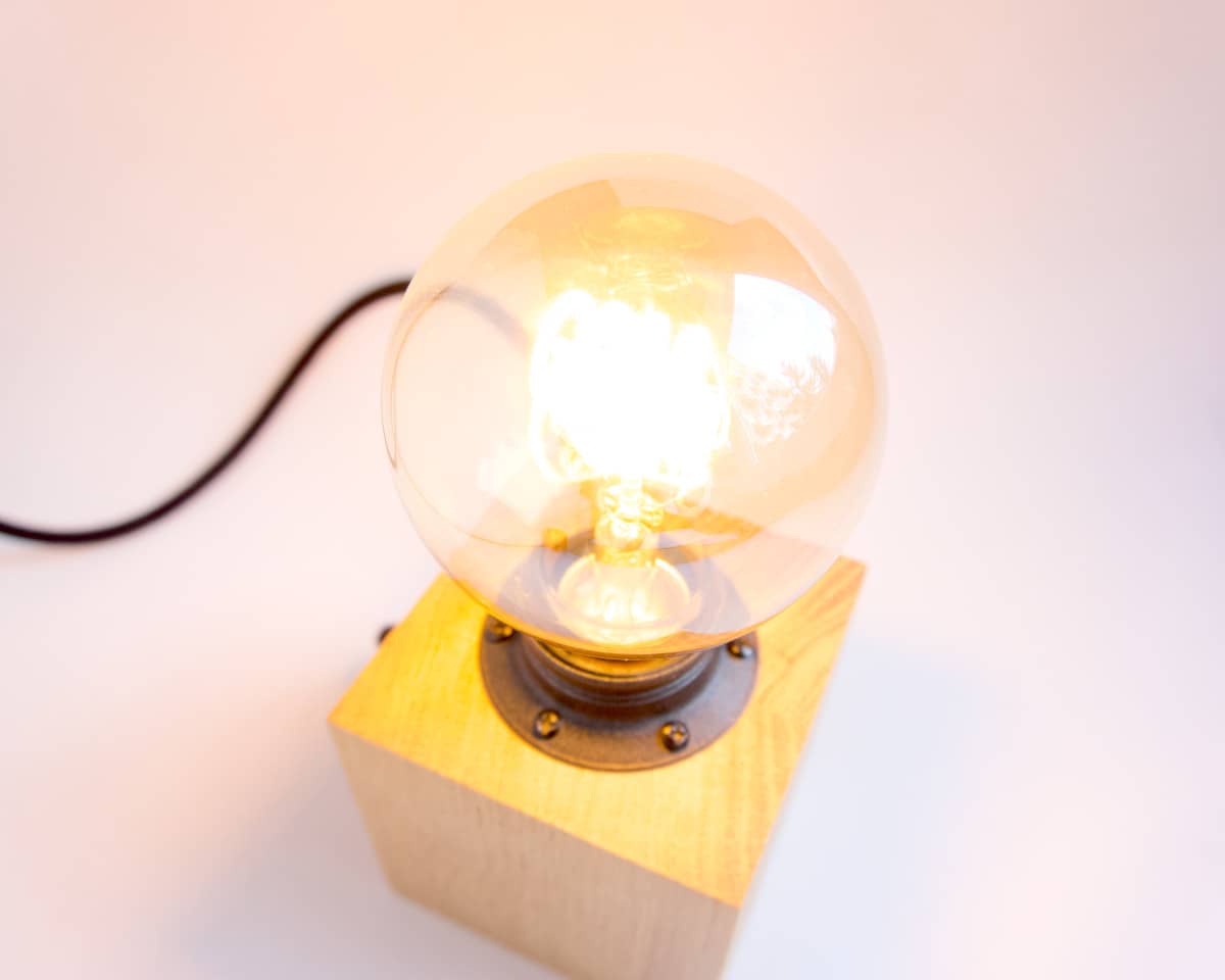 am-cla-lampes-cube-lampe-bois-poser-ch-ne-naturelle-9-cm image 8