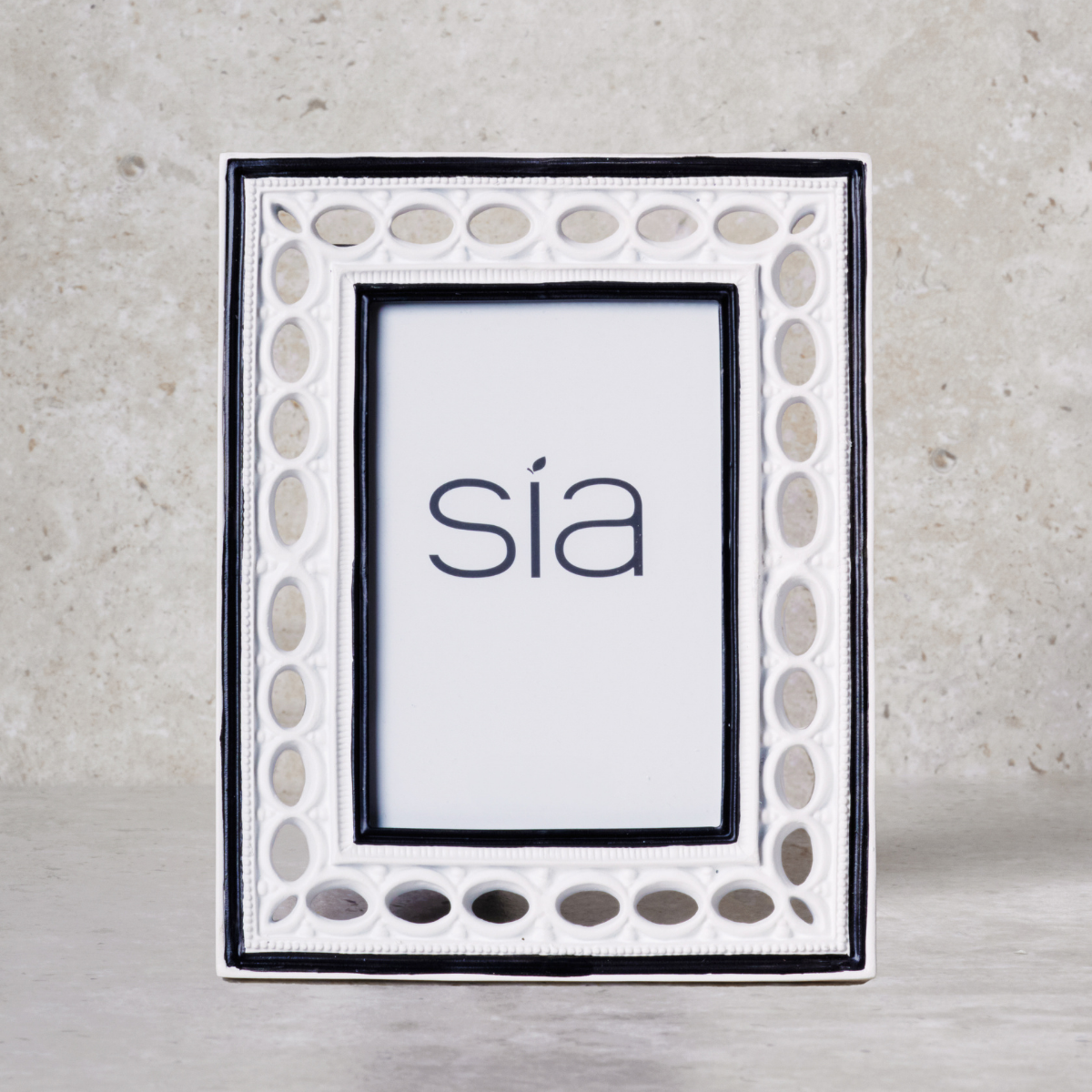 sia-victoria-north-cadre-photo-10x15-blanc-vintage image 2