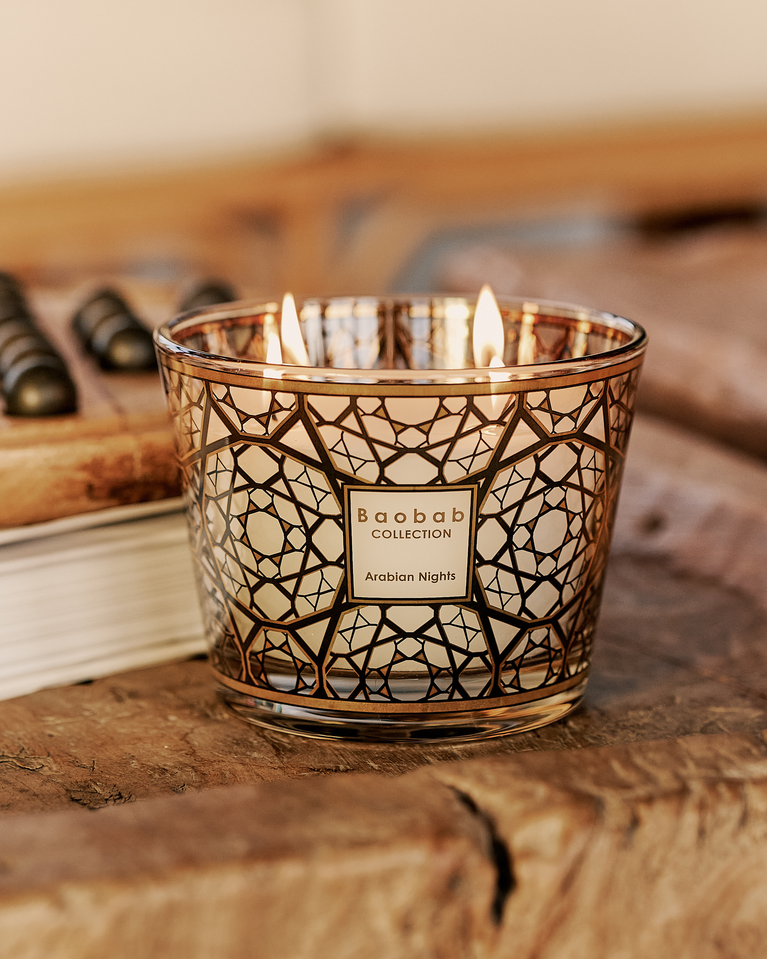 baobab-collection-arabian-nights-bougie-parfum-e-classique-or image 4