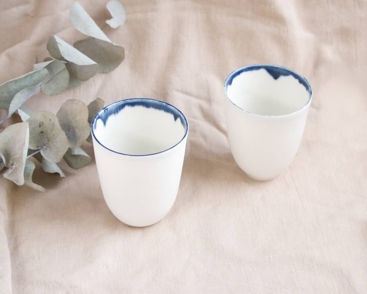 am-cla-mug-porcelaine-blanc-liser-bleu-marine image 1