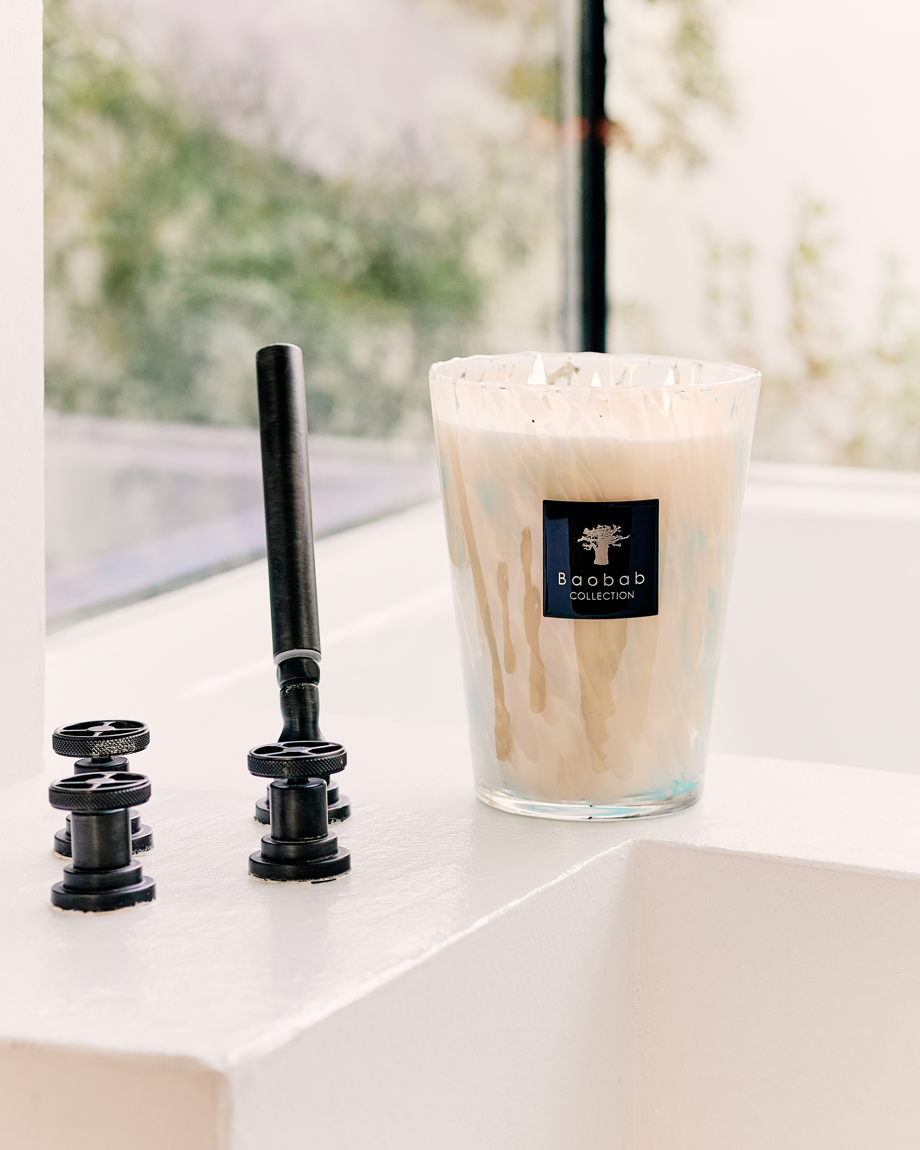 baobab-collection-pearls-sapphire-bougie-parfum-e-classique-marine image 3