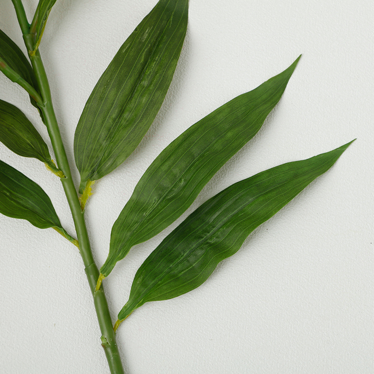 sia-deco-noah-lys-casablanca-premium-95-cm-fleur-blanc image 4