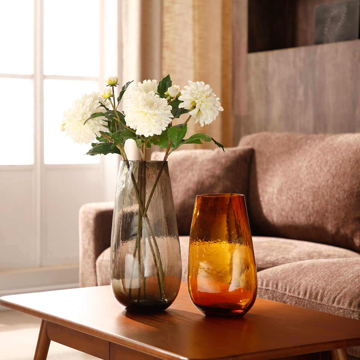 sia-antica-vase-triangle-ambre-31-cm-verre-color image 3