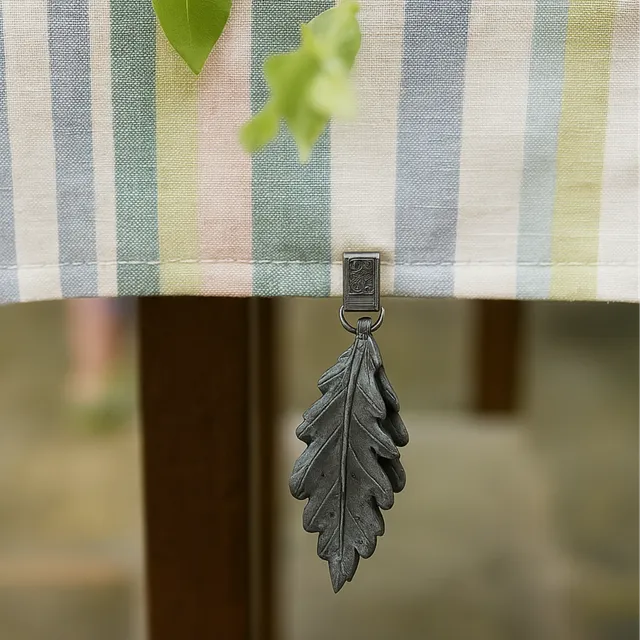 sia-alba-poids-de-nappe-feuille-de-ch-ne-gris-15-cm image 1