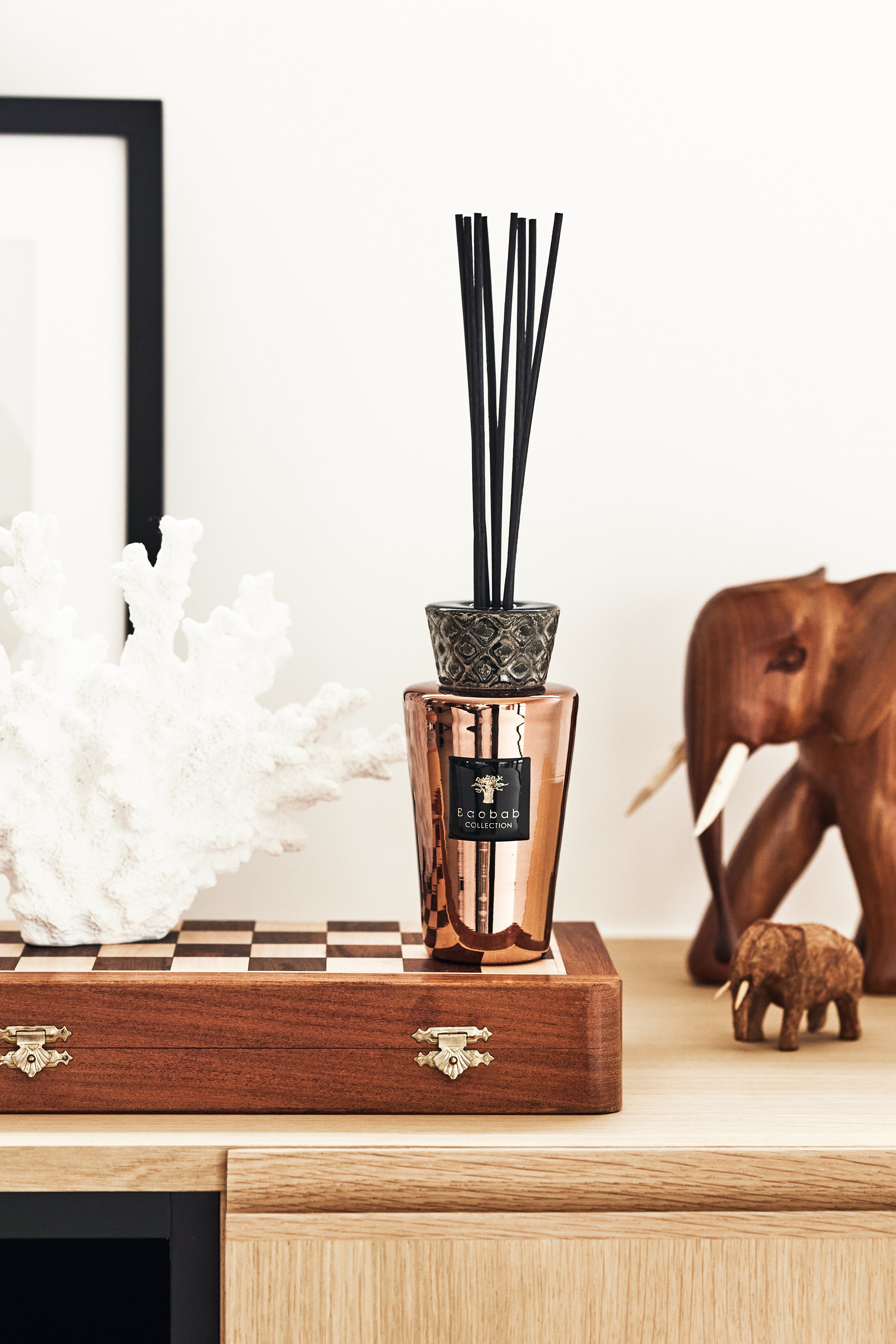 baobab-les-exclusives-totem-cyprium-diffuseur-2l-cuivre image 2