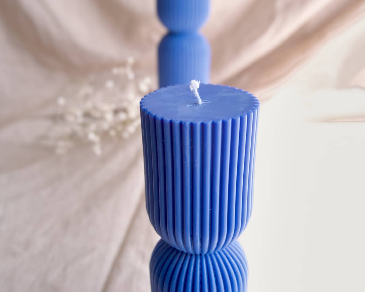 am-cla-colonne-bleue-bougie-d-corative-bleue-17-5-cm-cire-v-g-tale image 2
