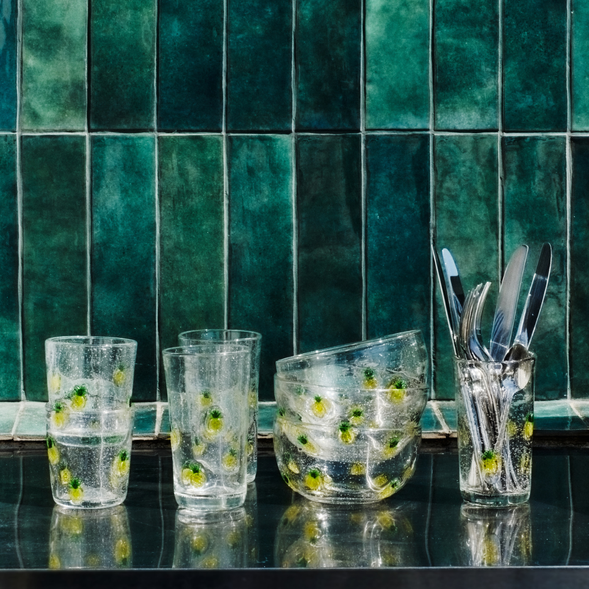 sia-deco-alba-verre-eau-oasis-jaune-motif-ananas image 2