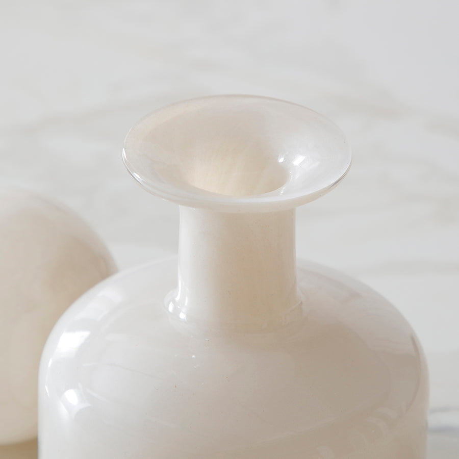 sia-antica-vase-nude-verre-blanc-cr-me-23-cm-bouchon image 3