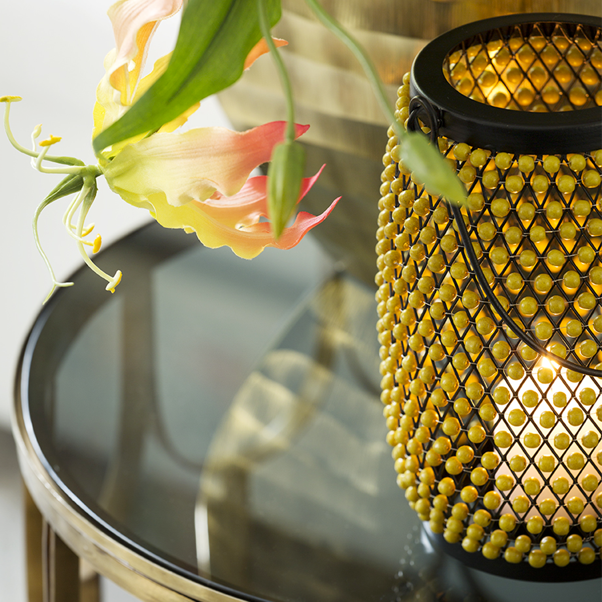 sia-nora-lanterne-m-tal-jaune-19-cm-perles-verre image 2
