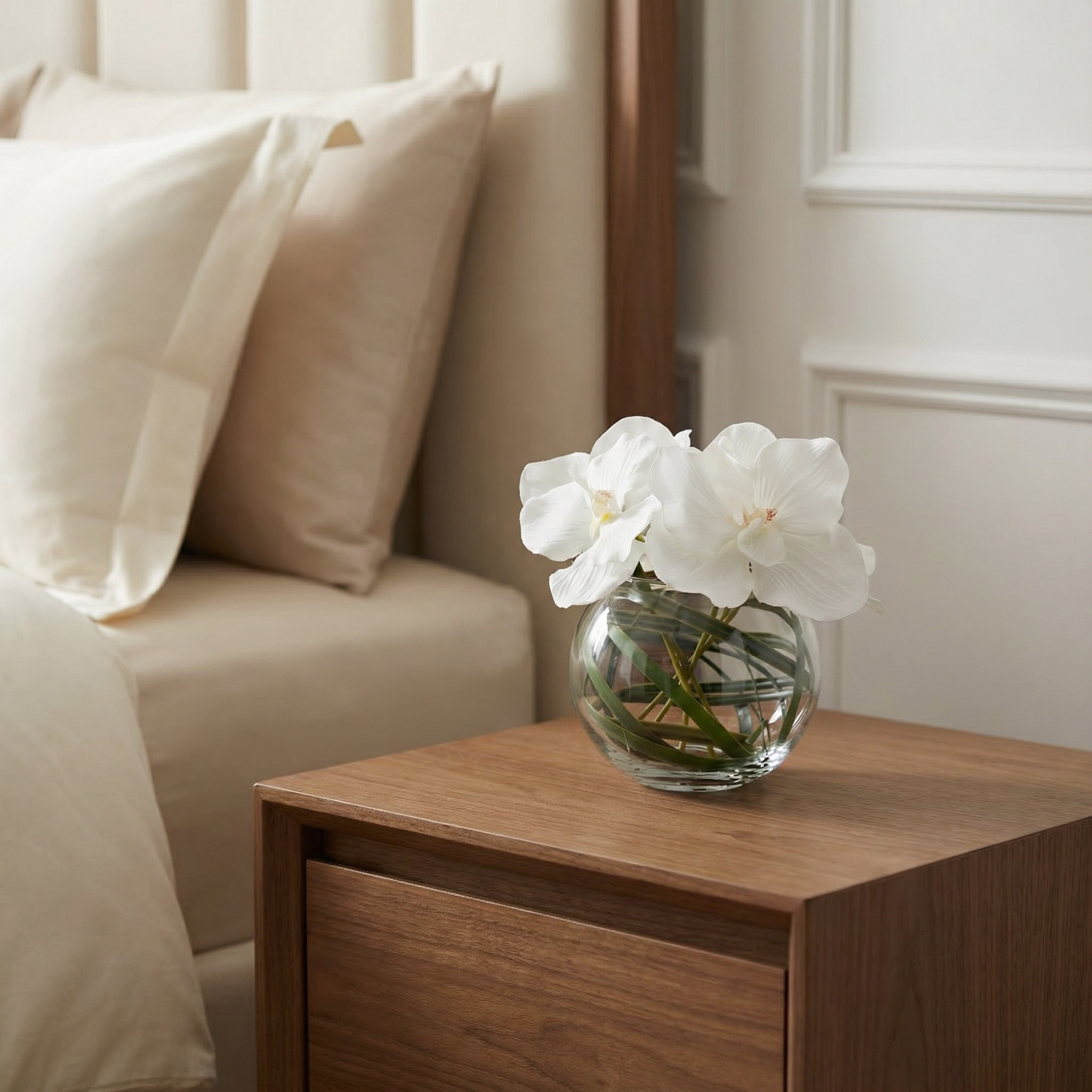 sia-deco-noah-chlo-composition-orchid-e-vase-rond-violet image 4