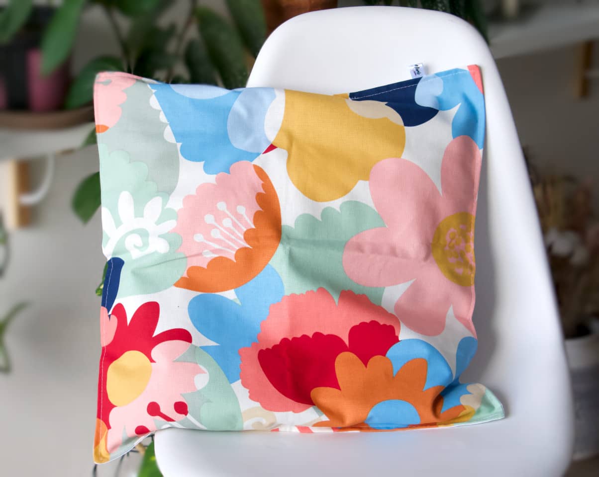 am-cla-housse-de-coussin-fleurs-multicolores-50x50-coton image 3