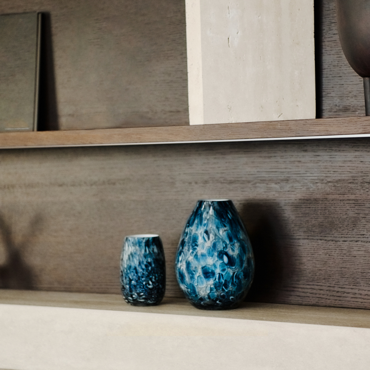 sia-antica-sea-petit-vase-verre-bleu-14-cm-tachet image 3